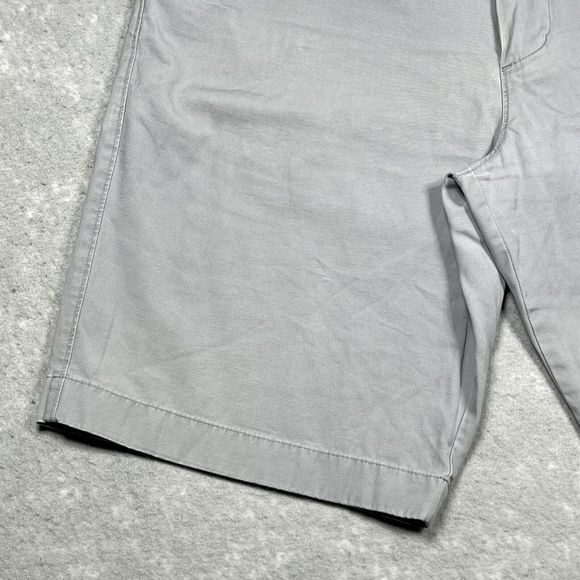 J Crew Shorts Mens 36 Gray Flat Front Chino Cotton 10" Inseam Preppy - Picture 2 of 11
